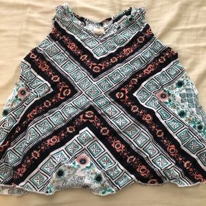 O’Neil patterned top